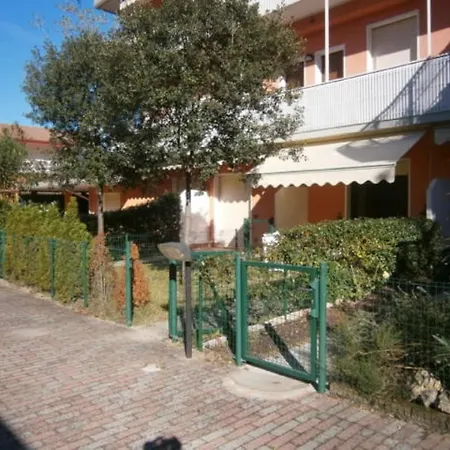 Appartamento In 24603 *